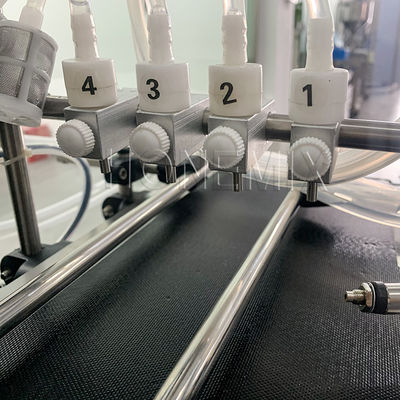 Küçük 4 Başlı Sıvı Doldurma Makineleri Elektrikli Taşıyıcı Kemeri