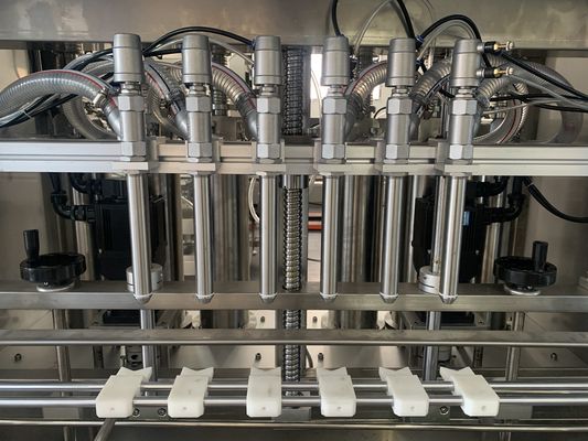 Kozmetik krem losyon doldurma makinesi Altı nozel doldurma kapağı makinesi